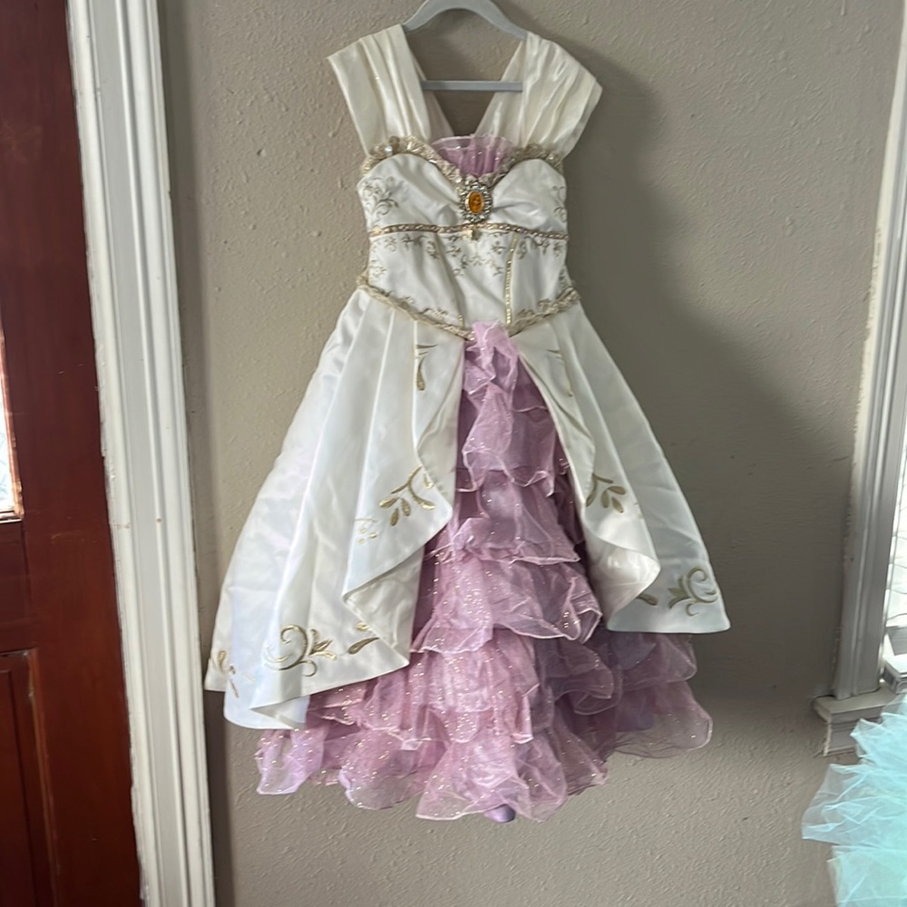 Rapunzel wedding limited edition sz6